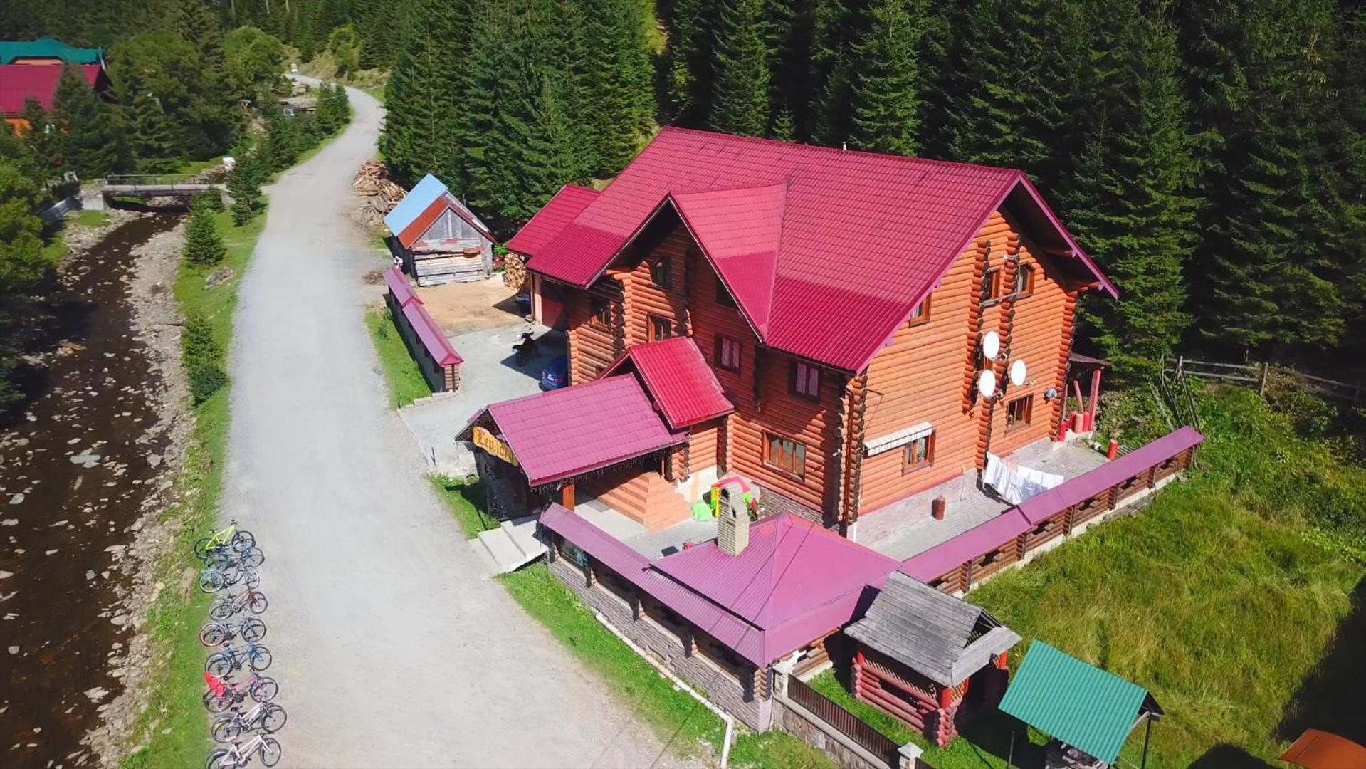 Hotel Berloga-Sinevir Synevyrsʼka Polyana Eksteriør bilde