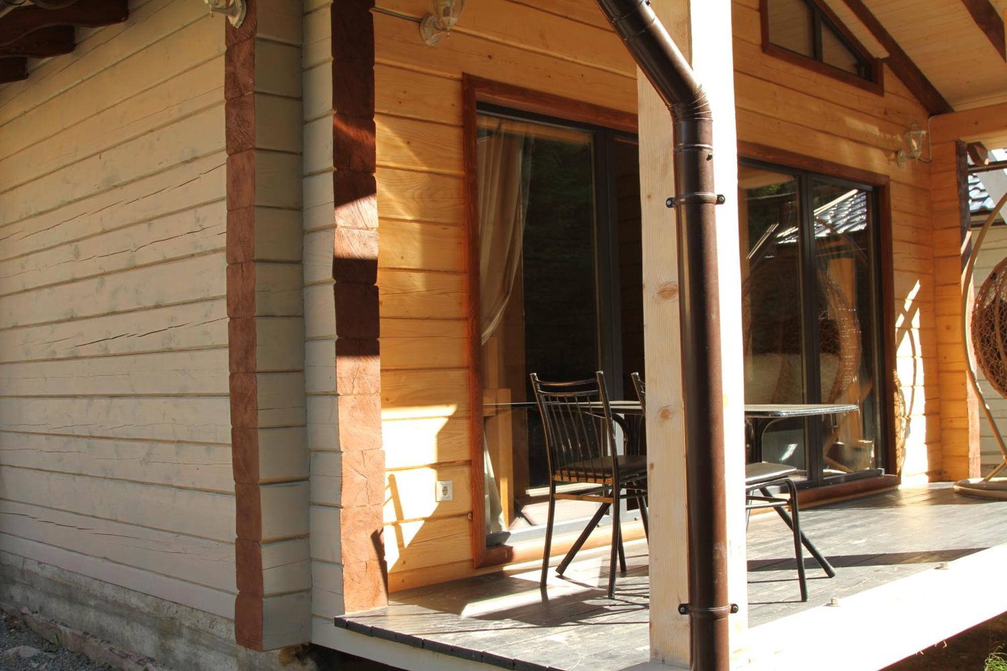 Hotel Berloga-Sinevir Synevyrsʼka Polyana Rom bilde